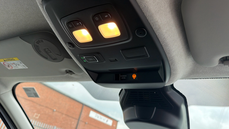 Renault Trafic Swb Diesel SL30 Blue dCi 130 Advance [Safety] Van